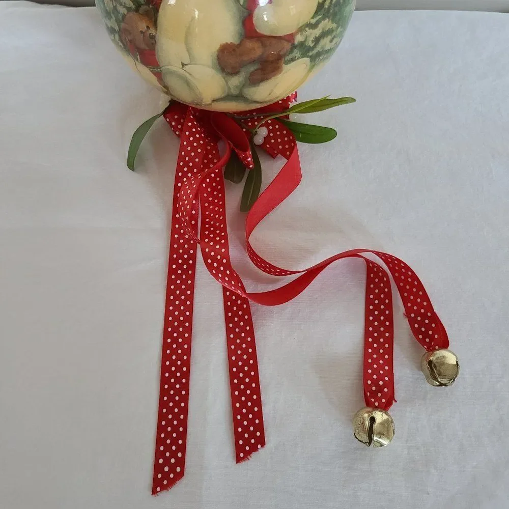 Oversize Mistletoe Christmas Holiday Doorway Or Window Bears Hanging Ornament